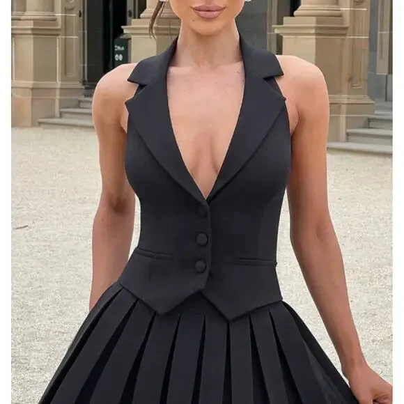 NWT BABYBOO Philippa Button Front Vest Top Shirt Black Size Medium - Picture 3 of 7